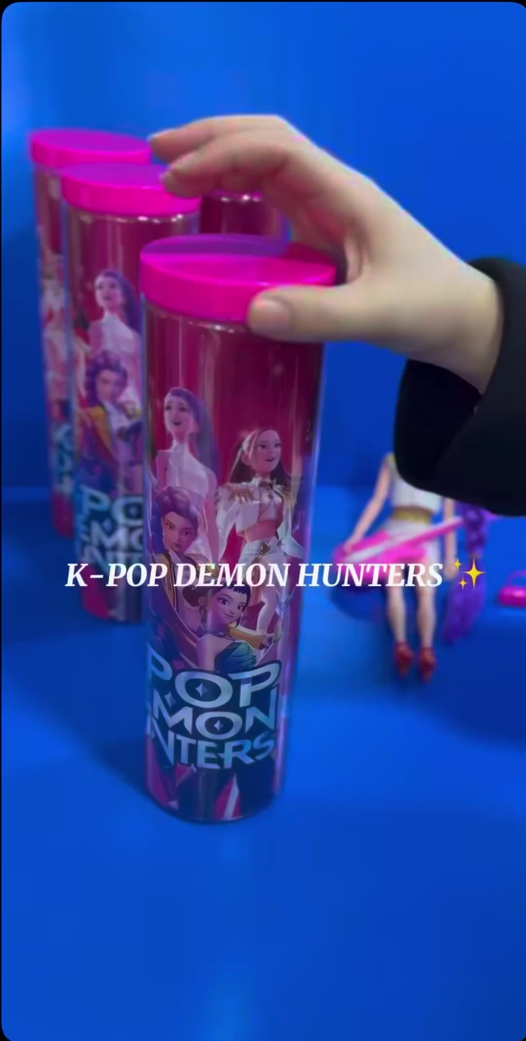 Blind color tube k-pop doll